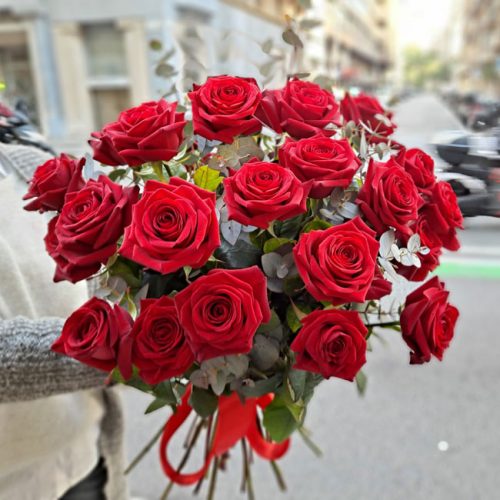 enviar-ramo-rosas-roja-barcelona