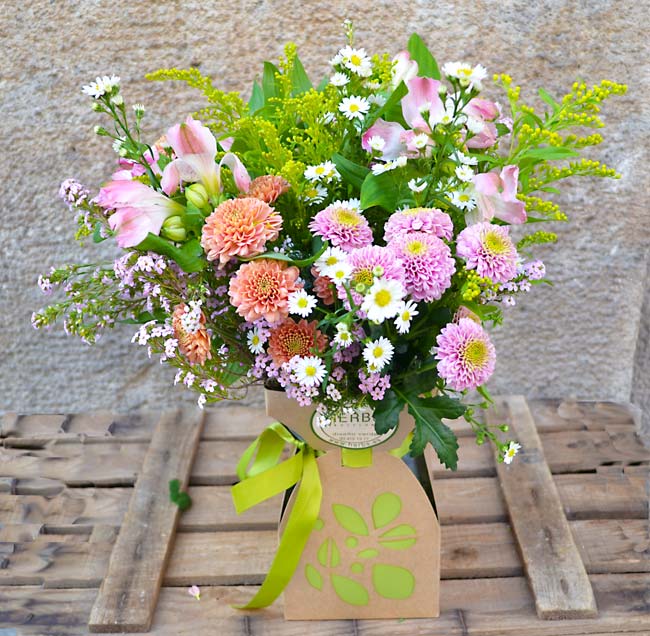 Caja de Flores "Legereté" 4 arreglo-flores