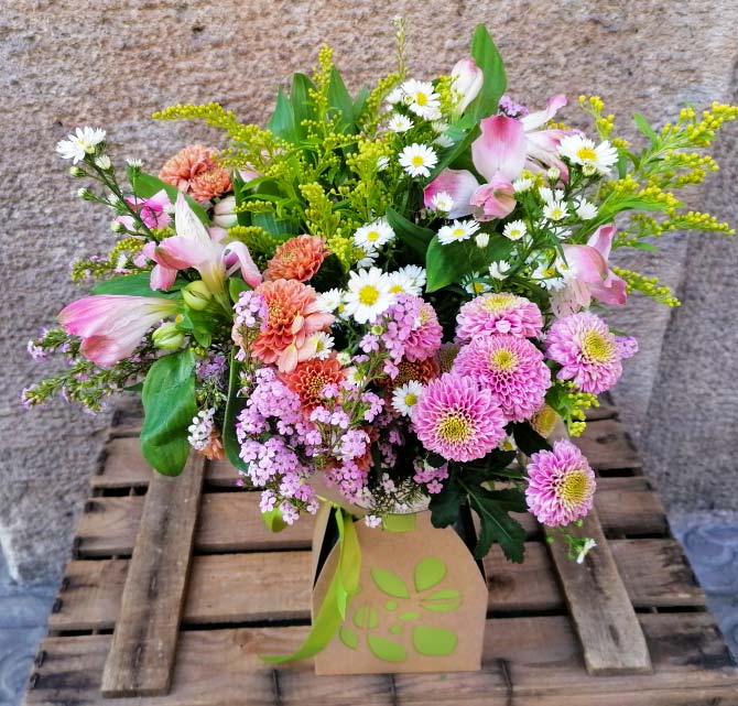 Caja de Flores "Legereté" 5 flores-variadas-caja