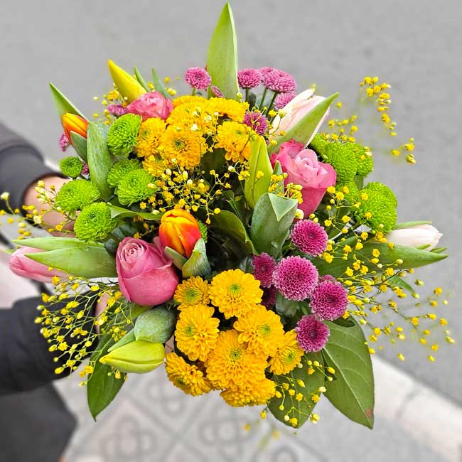 CAJA SOMBRERERA "POUR LE PLAISIR" 2 caja-con-flores-variadas