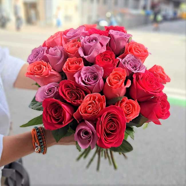 OFERTA: 30 ROSAS DE COLORES TONOS VARIADOS 2 ramos-baratos-con-rosas