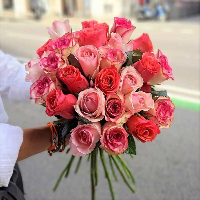 OFERTA: 30 ROSAS DE COLORES TONOS PASTELES 4 ramos-economicos-con-rosas