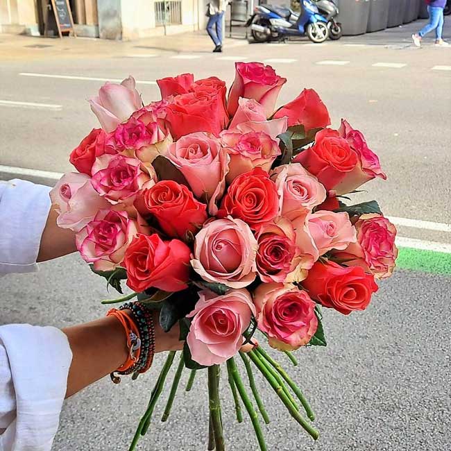 OFERTA: 30 ROSAS DE COLORES TONOS PASTELES 3 rosas-economicas-barcelona
