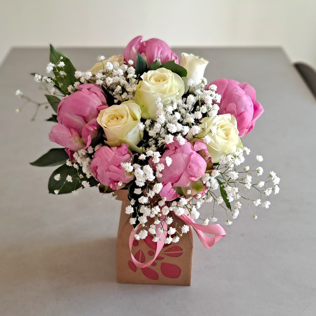 PEONIAS Y ROSAS BLANCAS 2 PEONIAS-ROSAS-BLANCAS
